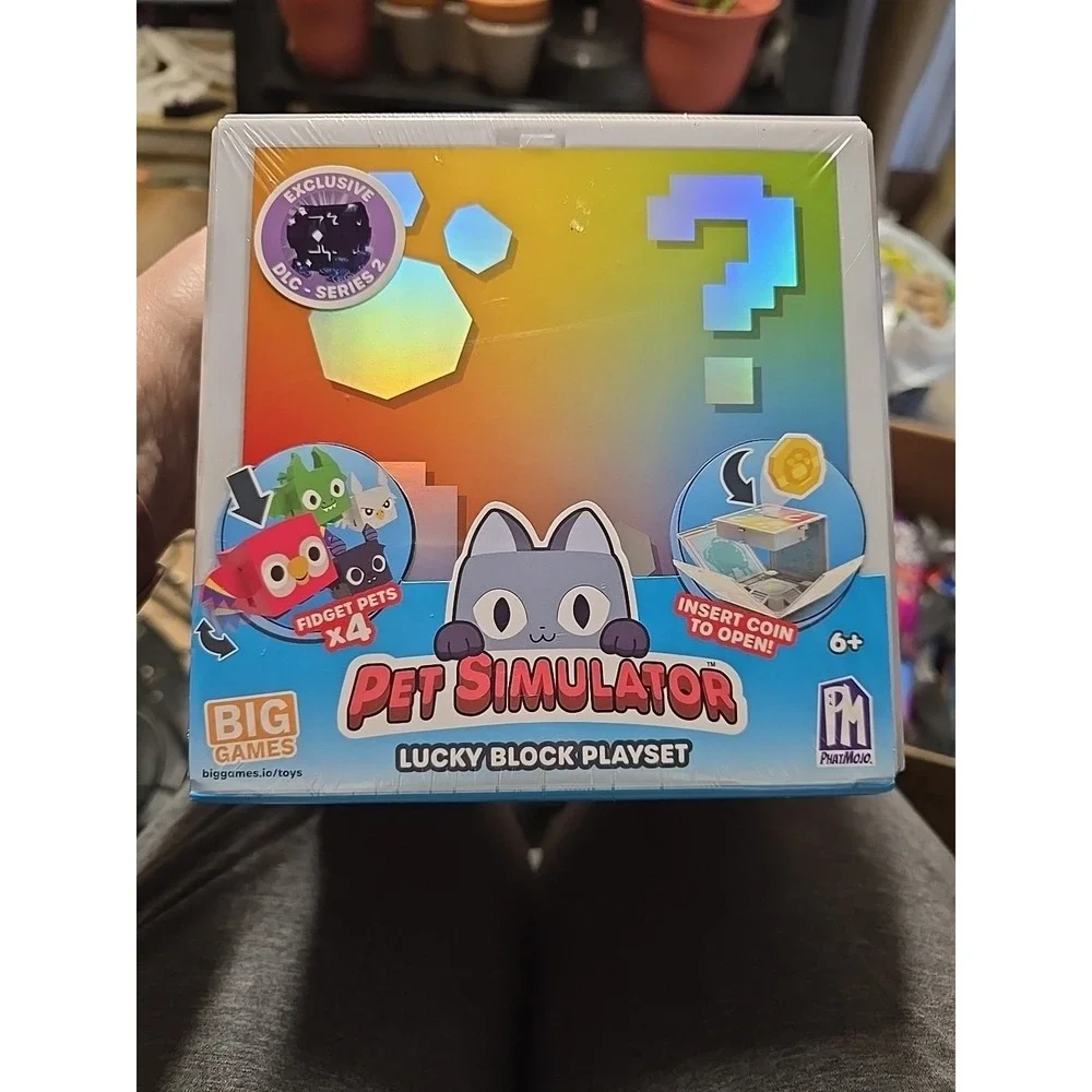Pet Simulator Lucky Block Playset Fidget Pets x4 Insert Coin To Open New Sealed